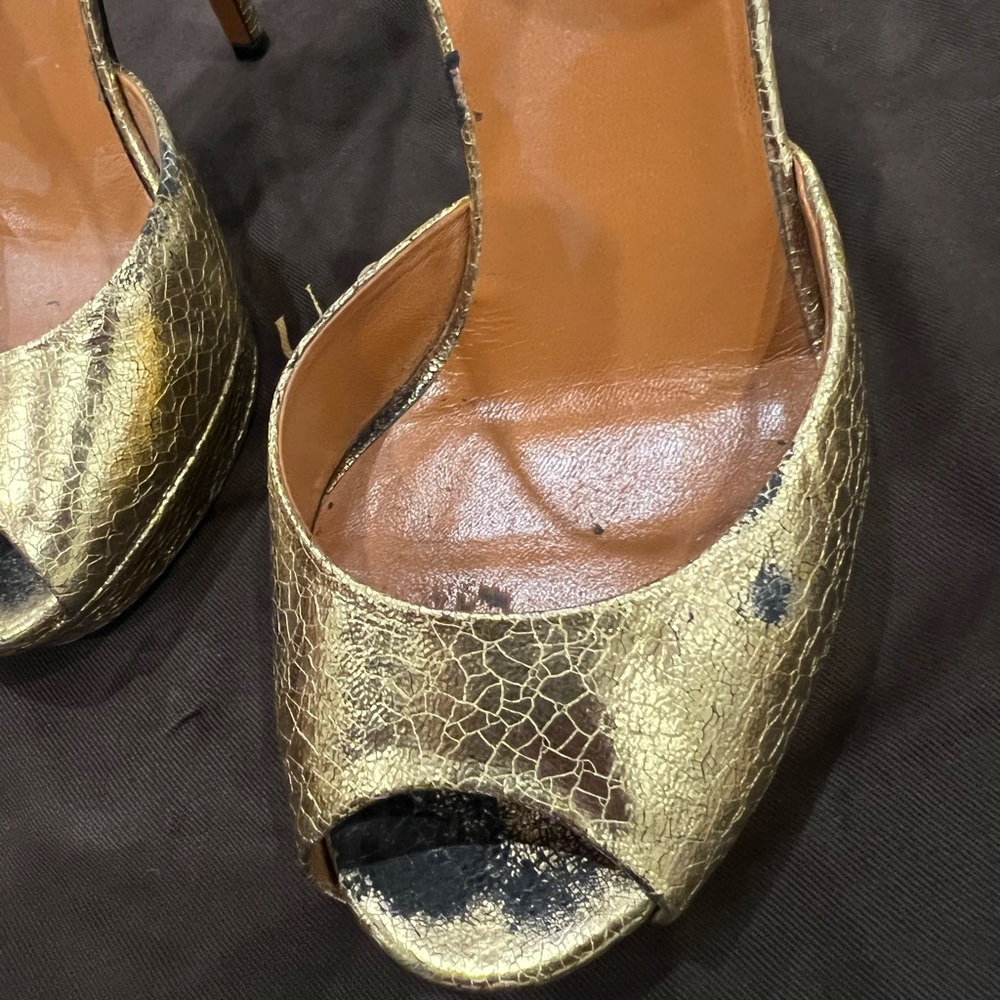 Gucci Gold Lamé platform sandals - Picture 5 of 8